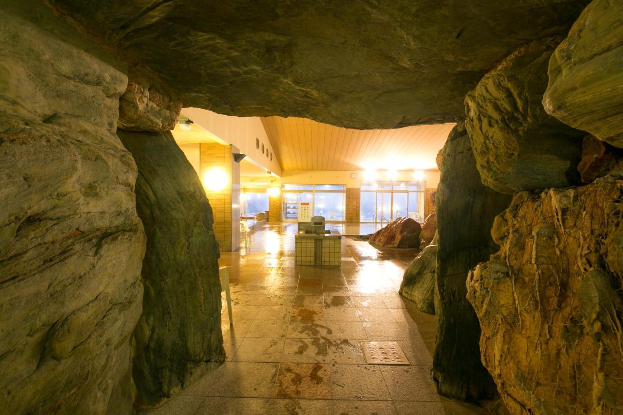 Kintarou Onsen Hotel Uozu Eksteriør bilde